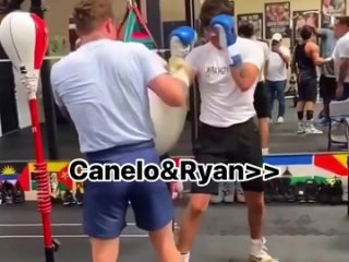 Сауль Канело Альварес готовит Райана Гарсию к бою с Девином Хейни 🥊