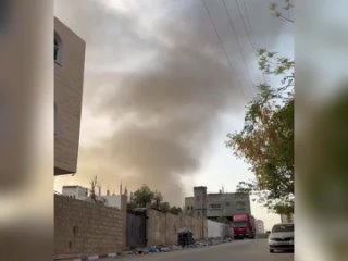 ЦАХАЛ начал широкомасштабное наступление на объекты в Рафахе в секторе Газа с участием артиллерии и авиации