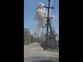 #СВО_Медиа #Военный_ОсведомительМомент прилёта крылатой ракеты по Луганску.