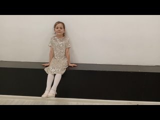 Николаева Леля, 8 лет