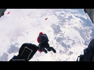 Новый рекорд в День космонавтики: стратосферный прыжок на Северный полюс