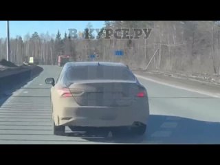 На трассе Пермь-Краснокамск неизвестные на чёрной Camry напали на водителя Haval за то, что их подрезали