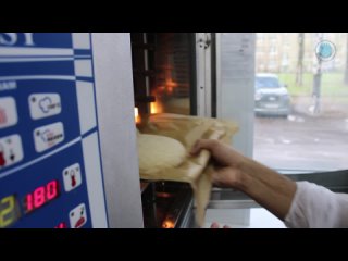 В Перми иностранные студенты испекли Блокадный хлеб