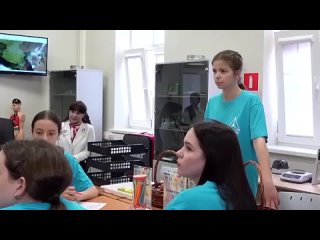 Вениамин Кондратьев и Анна Минькова пообщались с талантливыми школьниками в региональном центре «Призма»