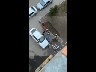 Гражданин Азербайджана зарезал жителя Москвы у подъезда после замечания о неправильной парковке