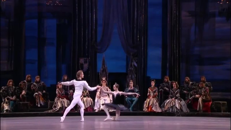 «Чёрное» па-де-де Зигфрид и Одиллия. Танцуют примы классического балета.