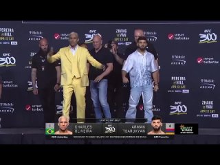Чарльз Оливейра vs Арман Царукян | Битва взглядов с пресс-конференции перед UFC 300