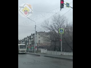 В Башкортостане сотрудники Госавтоинспекции привлекли к ответственности водителя, грубо нарушившего Правила дорожного движения