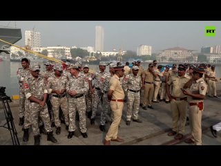 35 Somali Pirates Escorted to Mumbai