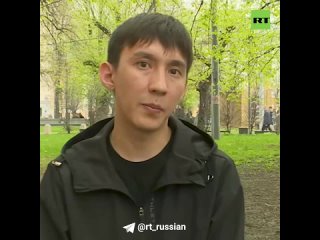 Гражданин Киргизии, осуждённый на родине за участие в СВО, сбежал в Россию и хочет получить гражданство. RT поможет ему.