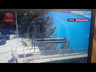 🚠 В Абхазии туристка из Сочи упала с высоты 50 метров. Д