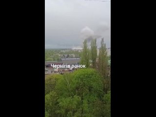 Жители Чернигова осуществляют объективный контроль последствий прилета русских ракет по заранее намеченным целям в центральной ч