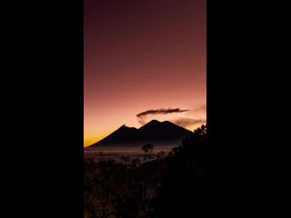 Завораживающий таймлапс с вулканом Фуэго в Гватемале

💥Теория Большого Взрыва💥.