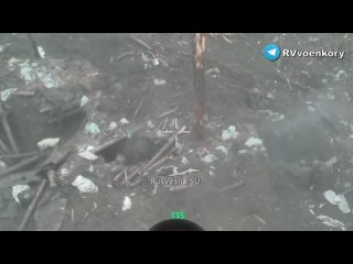 Imagens do ataque de soldados russos a um posto defensivo das foras armadas ucranianas perto de Pervomaiskoe