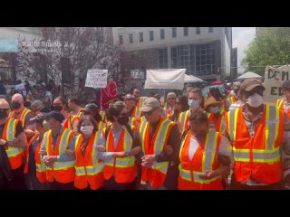 Una vez finalizado el plazo fijado por la administracin de la universidad para disolver la sentada de estudiantes.