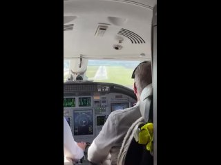 Посадка Cessna 560XL в аэропорту Эдинбурга во время шторма Кэтлин.