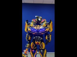 Видео от Производство костюмов роботов и трансформеров