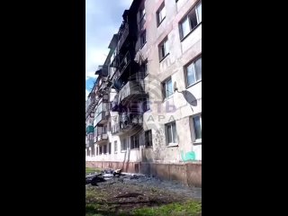 На улице Липяговская, 3, горели квартирыПо словам читателя, предположительная версия пожара  кем-то брошенный бычок.