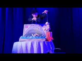 Ребята-кукольники из театральной студии “Маска“ побывали на премьере кукольного спектакля Романа Соколовского “Сказки Пушкина“ в