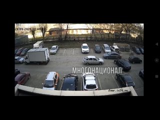 Мигранта, оскорблявшего и подрезавшего спортсменок из Челябинска за короткие шорты, депортируют из России