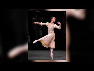 Francesca Hayward. The Royal Ballet