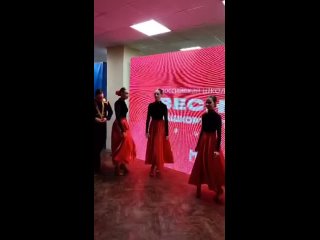 Видео от dance_dress_str  ПЛАТЬЯ ДЛЯ БАЛЬНЫХ ТАНЦЕВ