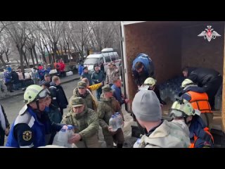Военнослужащие РВСН оказывают помощь жителям пострадавших от паводка районов Оренбургской области