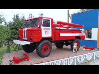 Очумелые ручки сотрудников пожарно-спасательной части №20 отреставрировали старенький ГАЗ-66(30)АЦ