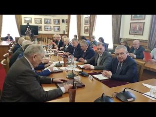 ПРЯМО СЕЙЧАС, Председатель Народного Собрания Заур Аскендеров проводит заседание Президиума