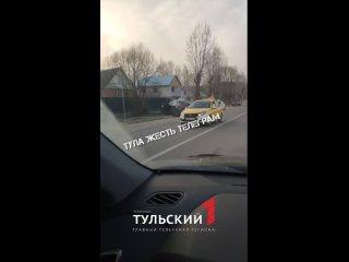 На трассе “Тула - Новомосковск“ лоб в лоб столкнулись две иномарки