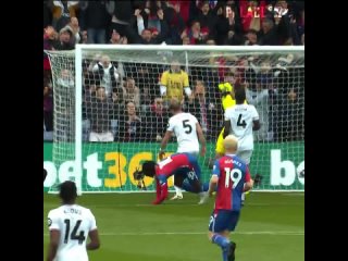 How much is Eberiche Eze worth - - Amazing acrobatic goal scored vs West Ham yesterday .mp4