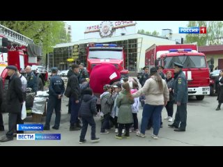 Бросаются в огонь, воду, без оглядки взбираются на высоту, если того требует ситуация. Спасатели - супергерои реальности, готовы