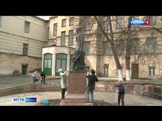 Сегодня начали приводить в порядок городские мемориалы