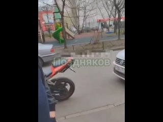 Азербайджанец зарезал русского парня из-за замечания