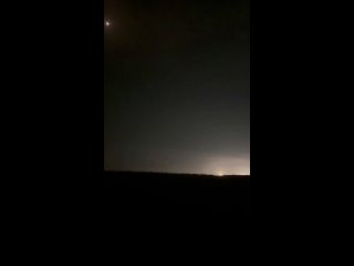 Противник публикует кадры пуска баллистических ракет MGM-140 ATACMS в ночь на 17 апреля по аэродрому Джанкой в Крыму