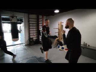Школа Поток: ножевой бой и прикладное фехтованиеtan video