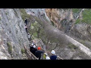 Гости из мусульманских стран посетили комплекс пещер «Нохъо»