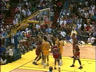 Chicago Bulls vs Los Angeles Lakers NBA Finals 1991 Game 5(1-st half)