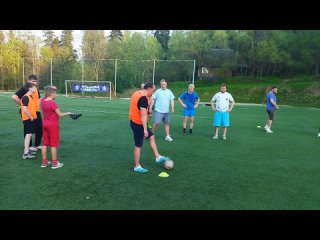 Спортивная школа футбольного клуба Шинникtan video