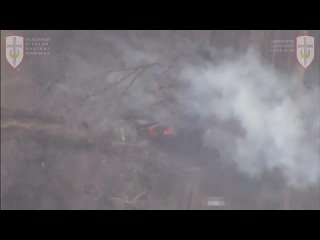 “Ланцет“ под управлением бывших ВСУшников зажигает танк ВСУ под Авдеевкой, где 11 апреля 2024 было продвижение до Новокалиново :