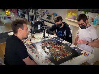 6: Siege – The Board Game [2024] | LE CHOC EN 2 VS 1 !!! Léo contre les Youtubers - 6 Siege the Board Game [Перевод]