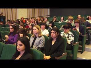 В Комсомольске проходит заседание по вопросам общего и дополнительного образования