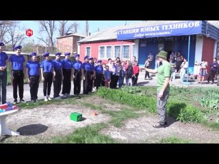 Стартовая площадка в школьном дворе. Юнармейцы Новошахтинска запустили собственные ракеты