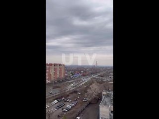 ️В Оренбурге прозвучала сирена и горожан призвали к эвакуации из города. Уровень воды в реке Урал приблизился к опасной отметке.