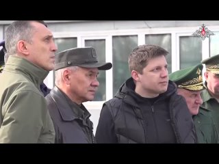 Сергею Шойгу на полигоне Московского военного округа представили перспективные БпЛА и стрелковое оружие.