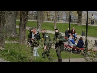 В Нарве полиция задержала мужчину с георгиевской лентой