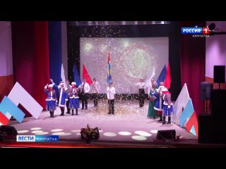 В Усть-Камчатске состоялось празднование Дня района. В рамках мероприятия прошла ярмарка «Своих не бросаем»