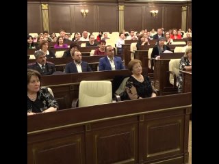 В Народном собрании КЧР состоялось награждение, приуроченное ко Дню российского парламентаризма
