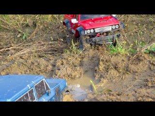 Off Road RC Cars MUD Race - Land Rover and 4x4 Crawler Rescue Action