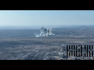 ВКС России наносят массированный авиаудары по позициям ВСУ в городе Часов Яр